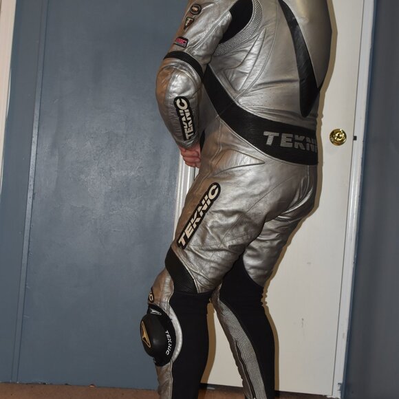 Teknic leather motorcycle suit, kangaroo hide, size US 44 - Picture 7 of 16